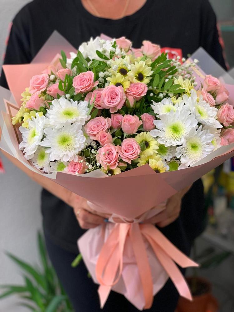 Букет цветов из: Розы и Хризантемы в Норильске