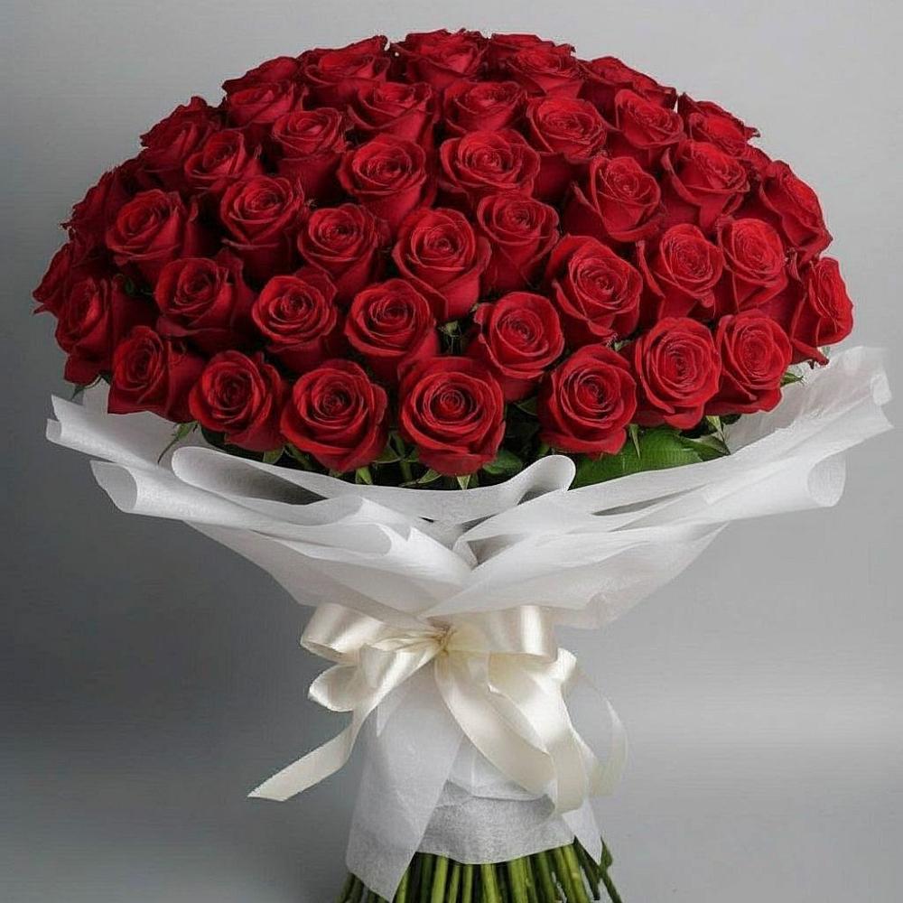 Букет 101 Красная роза Блэк Мэджик в Норильске