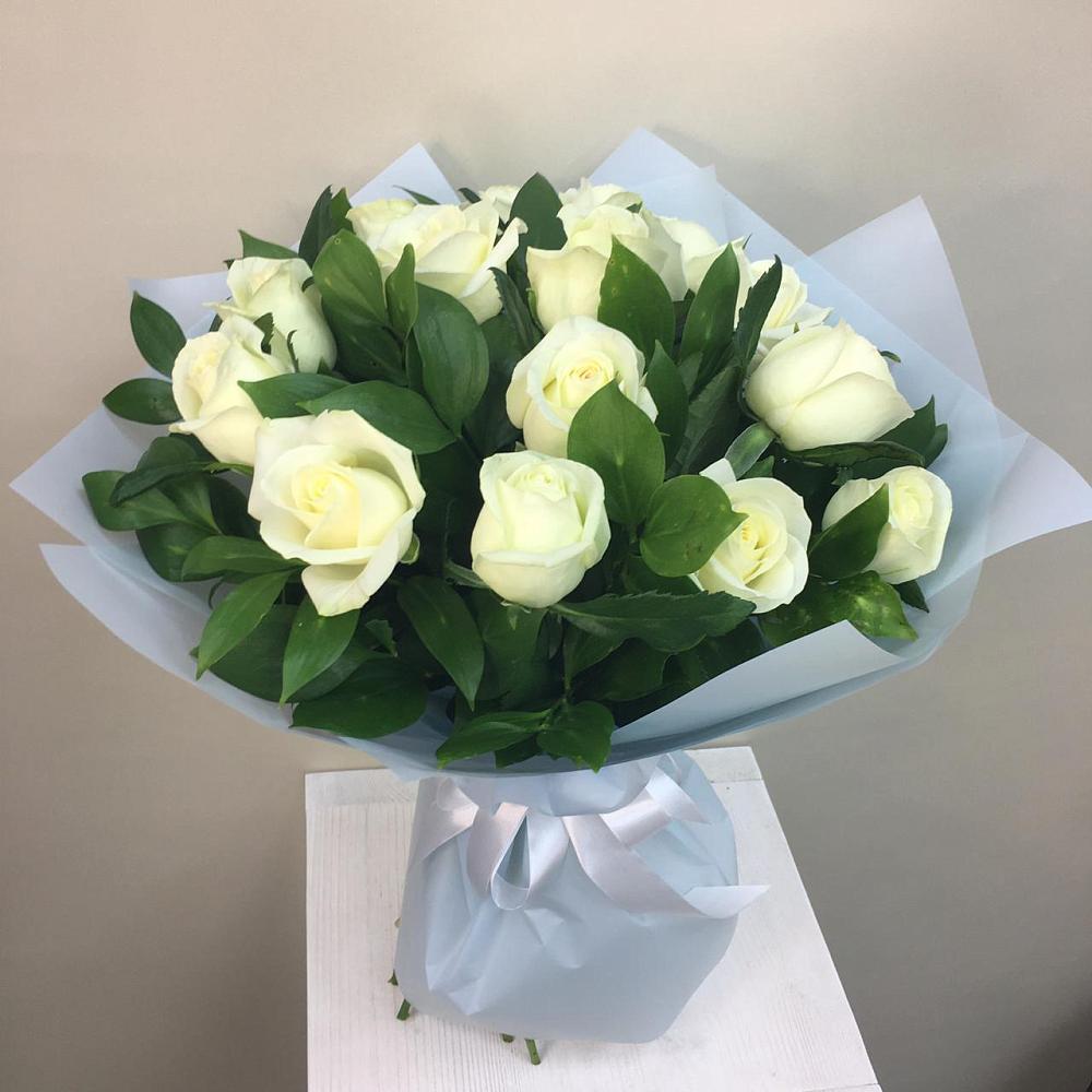 Букет 15 Белых роз Проуд в Норильске
