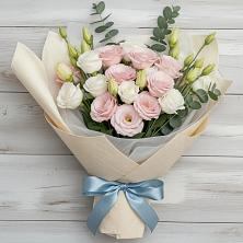 Букет цветов из:  Лизиантусы в Норильске