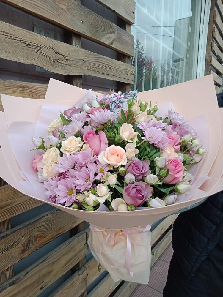 Букет цветов из: Розы и Хризантемы в Норильске