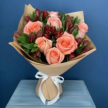 Букет цветов из:  Розы и Альстромерии в Норильске