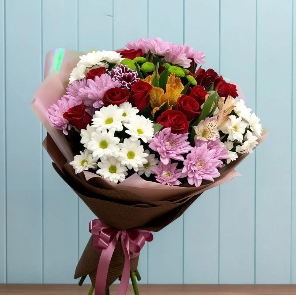 Букет цветов из: Розы, Хризантемы и Альстромерии в Норильске