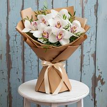 Букет цветов из:  Орхидеи и Розы в Норильске